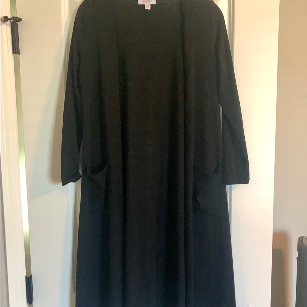 🖤 Black long sleeve duster
